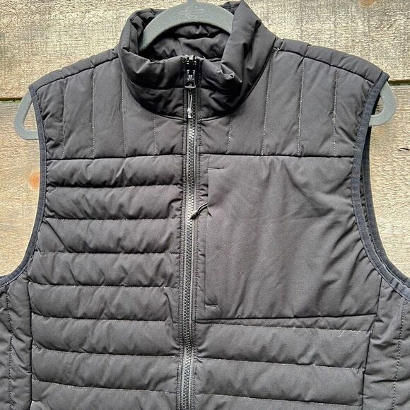 Lands' End Men's Black Down Filled Full Zip Light Insulation Puffer Vest Medium - Picture 1 of 8